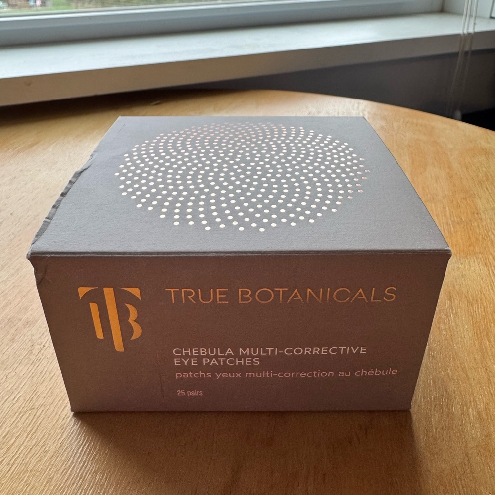 NIB! TRUE BOTANICALS
Chebula Multi-Corrective Eye Patches